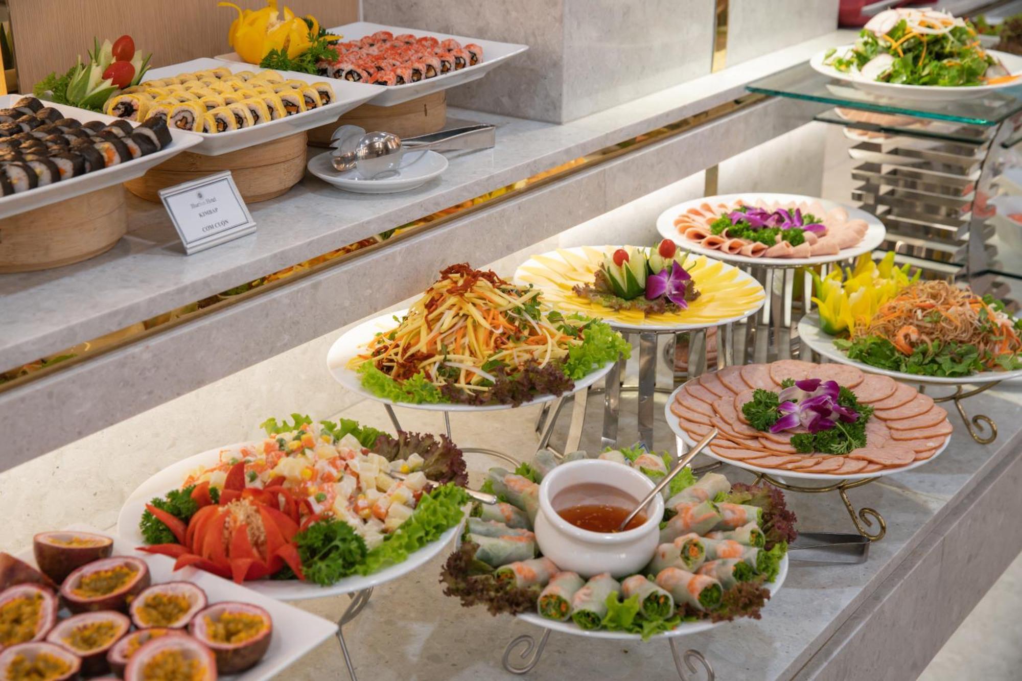 Bluesun Danang Beach Hotel מראה חיצוני תמונה